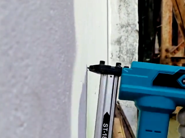 Nailing provides a strong, economical mechanical fastening solution for assembling PVC foam boards.